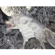 画像2: さとり satori 月に狼柄刺繍リバーシブルスカジャン (2)